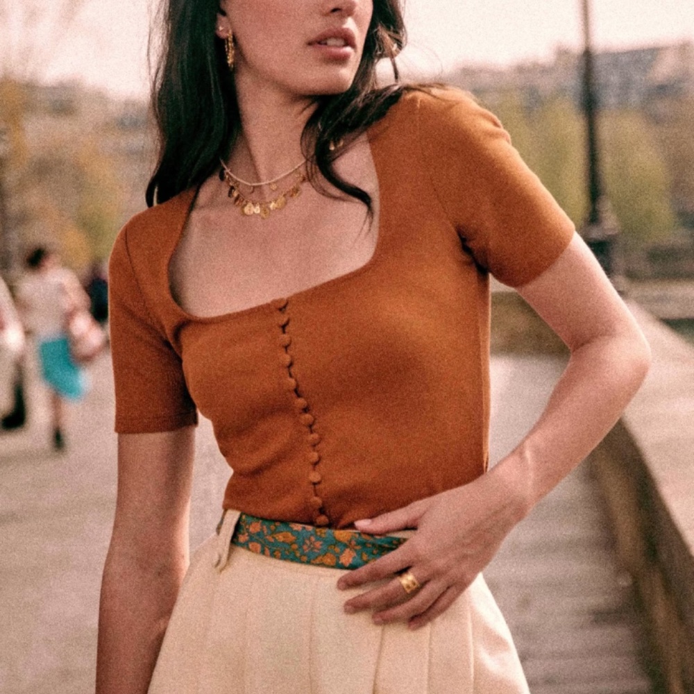 Sezane Grant T-shirt in "Coffee," size S